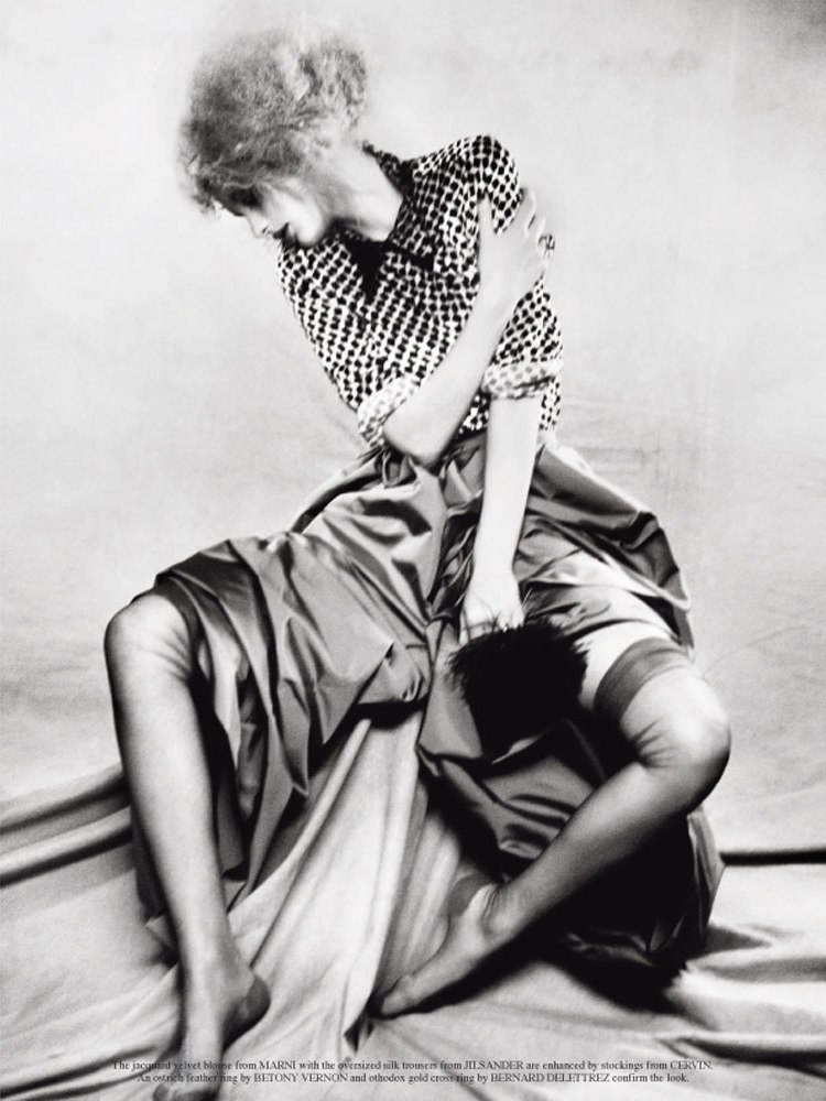 Ellen Von Unwerth's 'Ladyland' London Exhibit Inspires A Ellen Von Unwerth's 'Ladyland' London Exhibit Inspires A